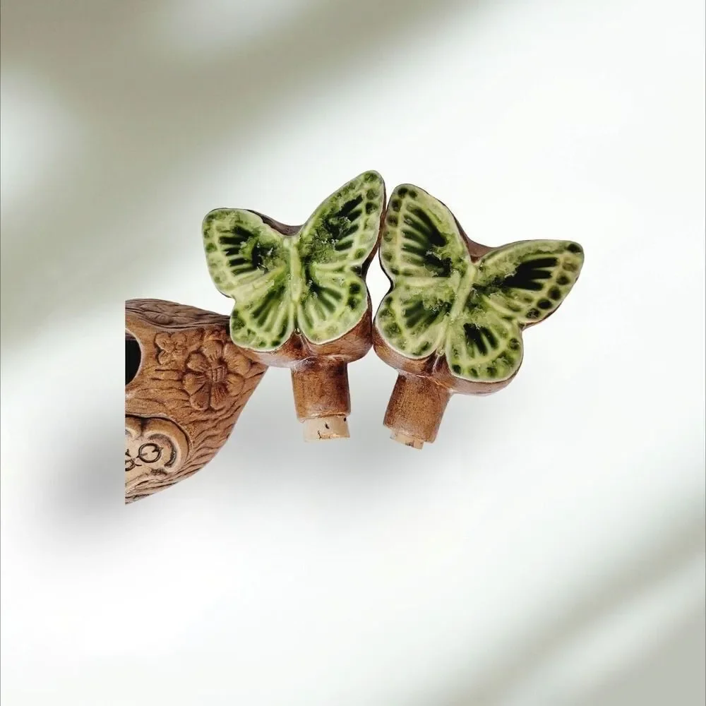Treasure Craft Salt & Pepper Shakers Chicago Souvenir‎ Butterflies Base Vintage
